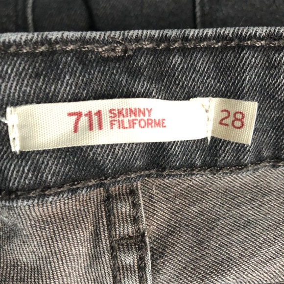 Levi’s 711 Skinny Size 28 Charcoal Color Jeans - Picture 11 of 14
